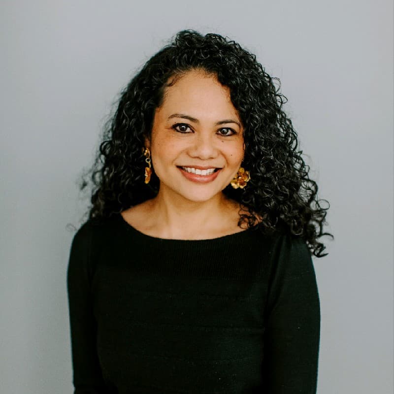 Christine Timbol Larson profile picture