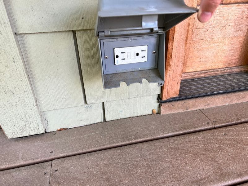 Guests can access 15 amp service from the porch outlet. Recommended to bring a 15 amp plug converter. 